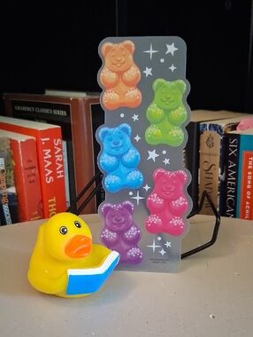 Reading Duck And Gummi Bear Bookmark